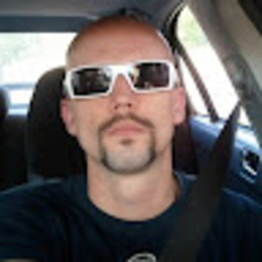 Meet your Posher, Travis